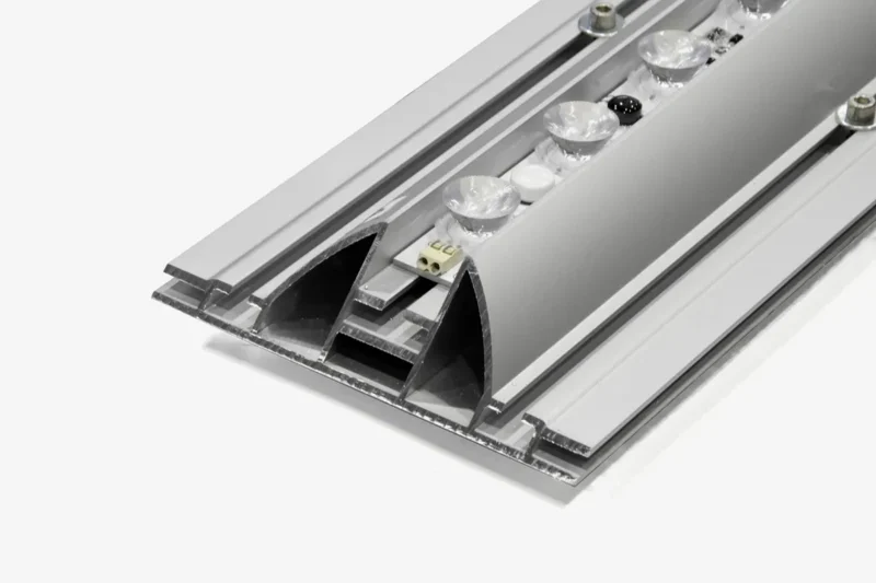 adFrame LMD/LCD hanging cube RFQ